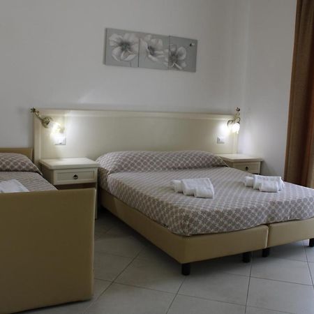 Afrodite Hotel Scalea Kültér fotó
