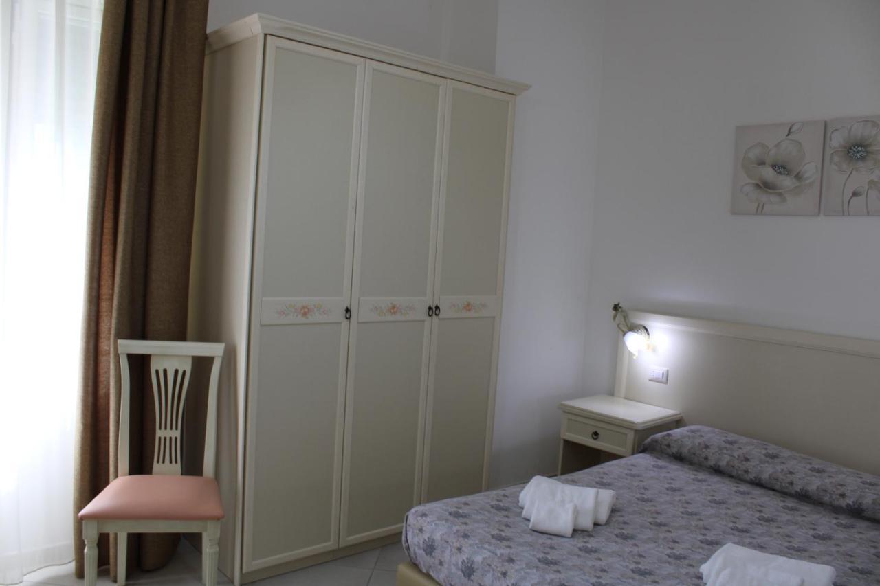 Afrodite Hotel Scalea Kültér fotó