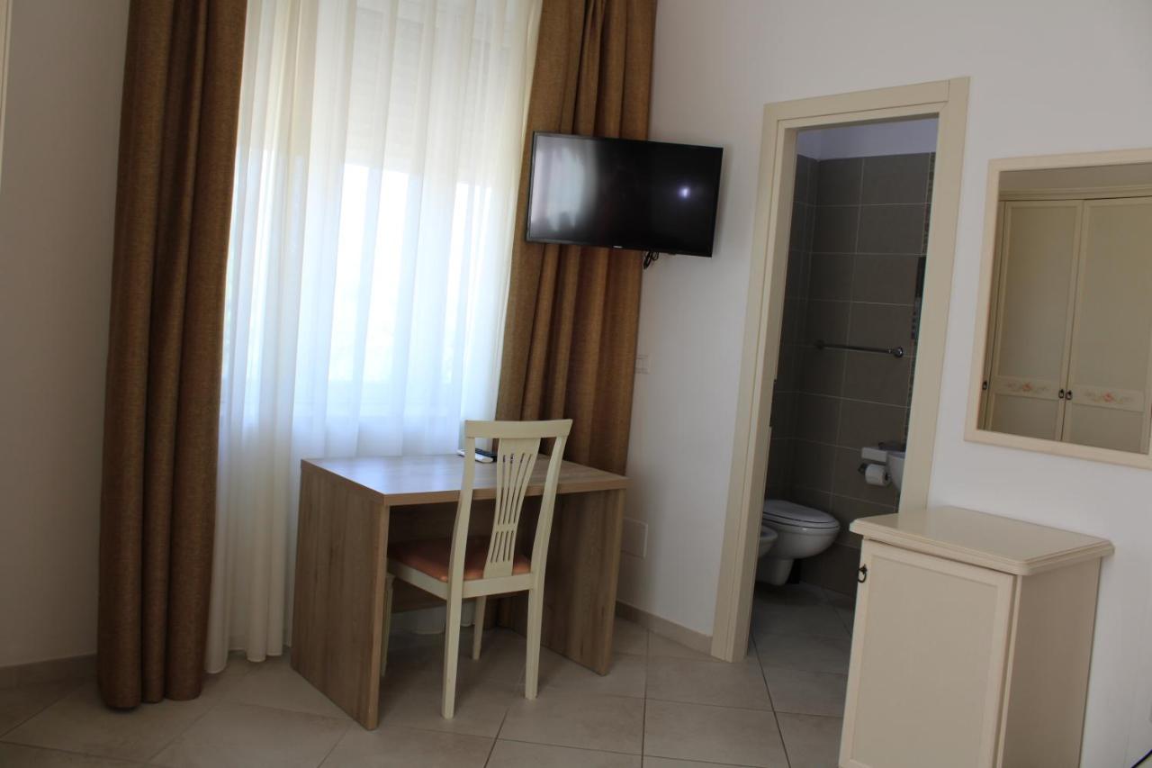 Afrodite Hotel Scalea Kültér fotó