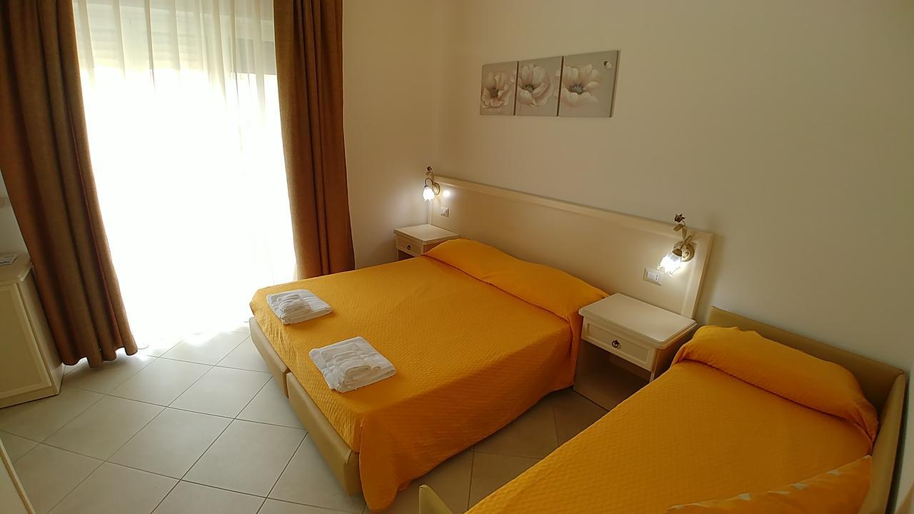 Afrodite Hotel Scalea Kültér fotó