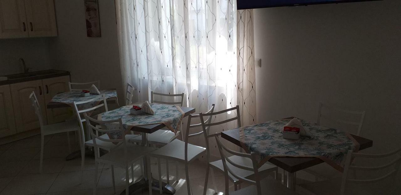 Afrodite Hotel Scalea Kültér fotó
